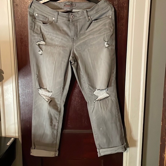 Meet your Posher, Saundra - Picture 3 of 16